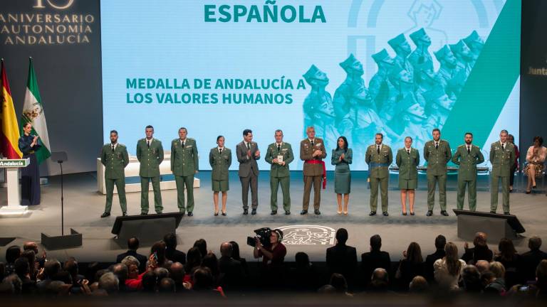 Aplausos merecidos a una vida Aplausos merecidos a una vida