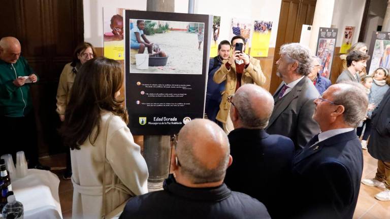 La exposición “La solidaridad en el centro de nuestros corazones” viaja a Alcaudete La exposición “La solidaridad en el centro de nuestros corazones” viaja a Alcaudete
