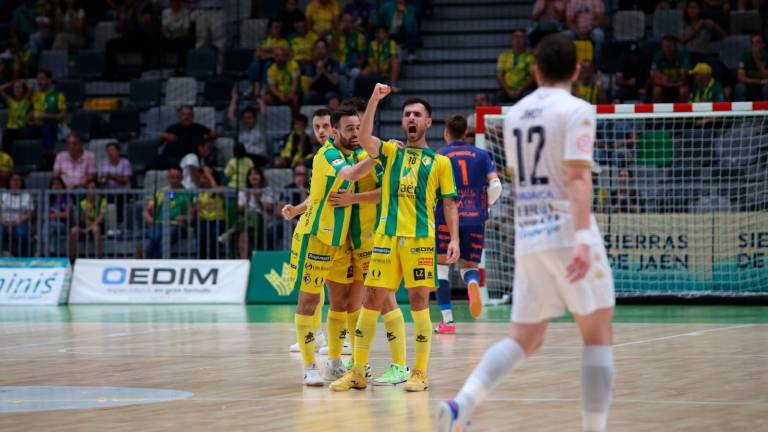 El Jaén Paraíso Interior “le hace un siete” al O Parrulo (7-1) El Jaén Paraíso Interior “le hace un siete” al O Parrulo (7-1)