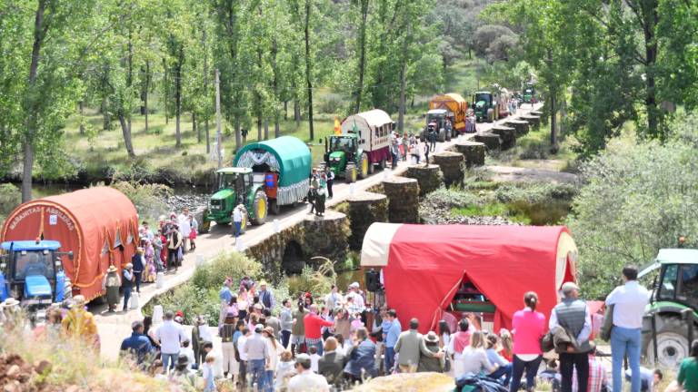 Jornadas de fervor y sentimientos a flor de piel en honor a la Morenita Jornadas de fervor y sentimientos a flor de piel en honor a la Morenita