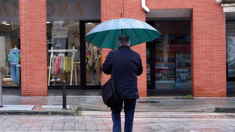 Cinco provincias andaluzas en alerta por lluvia o fenómenos costeros Cinco provincias andaluzas en alerta por lluvia o fenómenos costeros