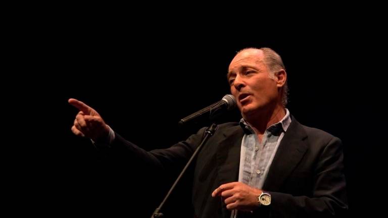 Villacarrillo suspende el concierto previsto de José Manuel Soto tras sus insultos en Twitter