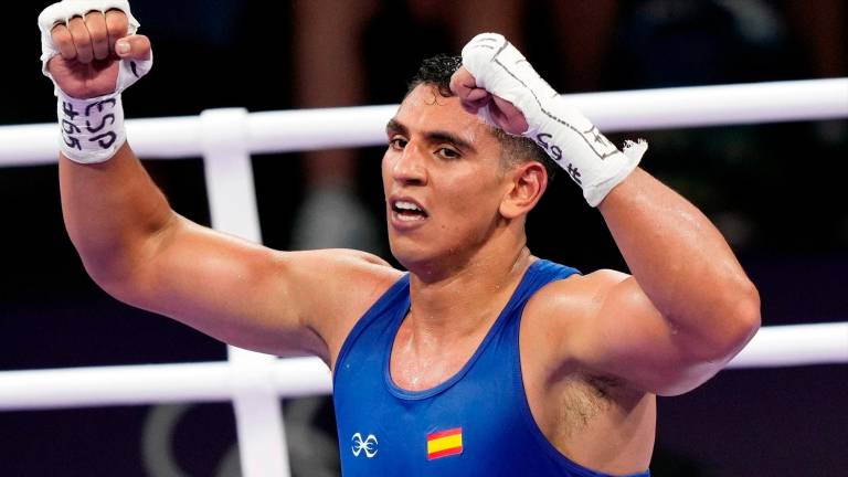 Ayoub Ghadfa combatirá por el oro en +92 kg de boxeo tras ganar al francés Djamili-Dini Aboudou Ayoub Ghadfa combatirá por el oro en +92 kg de boxeo tras ganar al francés Djamili-Dini Aboudou