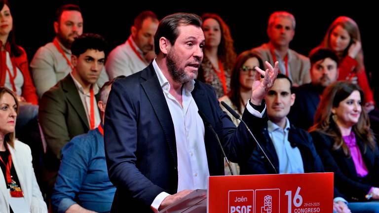 Óscar Puente: “El PP tiene una hoja de servicios en blanco en esta provincia” Óscar Puente: “El PP tiene una hoja de servicios en blanco en esta provincia”