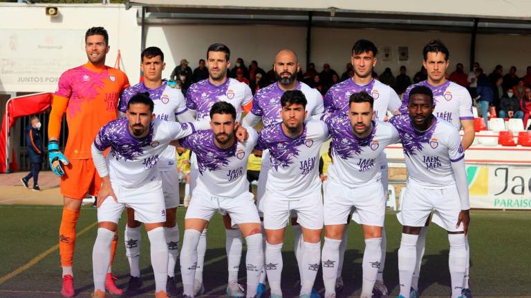 El Real Jaén gana al Torreperogil con un salvador Toni Lechuga (0-1) El Real Jaén gana al Torreperogil con un salvador Toni Lechuga (0-1)