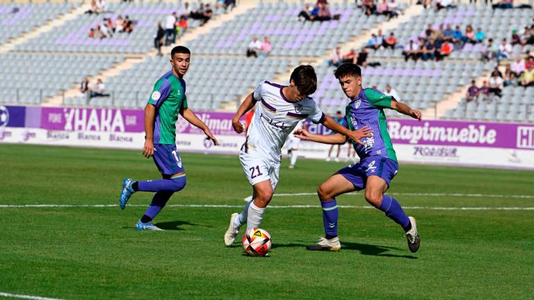 Gonzalo Guzmán e Inach Fernández, nuevos fichajes del Linares Deportivo Gonzalo Guzmán e Inach Fernández, nuevos fichajes del Linares Deportivo
