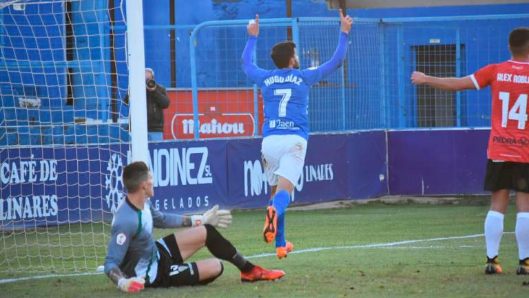 Triunfo de prestigio del Linares Deportivo ante el Córdoba Triunfo de prestigio del Linares Deportivo ante el Córdoba