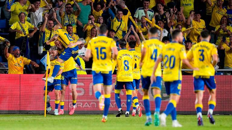 El Atlético de Madrid se estrella en Gran Canaria El Atlético de Madrid se estrella en Gran Canaria