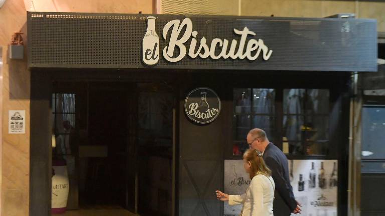 Incluso a oscuras, ¡bares, qué lugares! Incluso a oscuras, ¡bares, qué lugares!