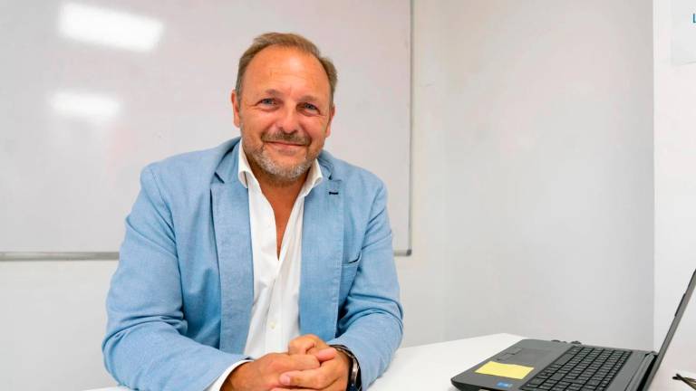 Luis Vera, presidente del Linares Deportivo: “Salvarse es clave para el futuro” Luis Vera, presidente del Linares Deportivo: “Salvarse es clave para el futuro”