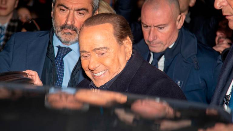 Muere Silvio Berlusconi, exprimer ministro de Italia, a los 86 años Muere Silvio Berlusconi, exprimer ministro de Italia, a los 86 años