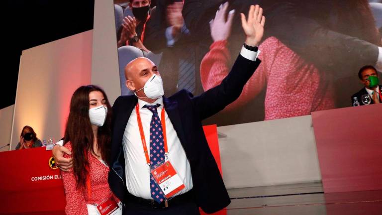 Luis Rubiales, reelegido presidente de la RFEF para los próximos cuatro años Luis Rubiales, reelegido presidente de la RFEF para los próximos cuatro años