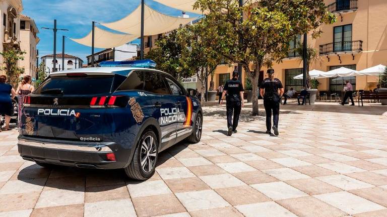 Encuentran a un bebé abandonado en una calle de Málaga capital Encuentran a un bebé abandonado en una calle de Málaga capital