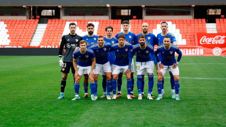 El Linares Deportivo se reengancha a la permanencia con victoria en Los Cármenes El Linares Deportivo se reengancha a la permanencia con victoria en Los Cármenes