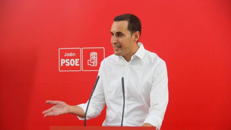 Juan Latorre: “Asistimos al mayor deterioro de la historia del Infoca a manos de la Junta” Juan Latorre: “Asistimos al mayor deterioro de la historia del Infoca a manos de la Junta”