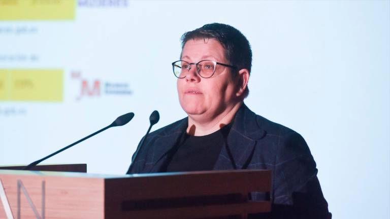 El Gobierno cesa a Isabel García como directora del Instituto de las Mujeres tras el caso de contratos de puntos violeta El Gobierno cesa a Isabel García como directora del Instituto de las Mujeres tras el caso de contratos de puntos violeta