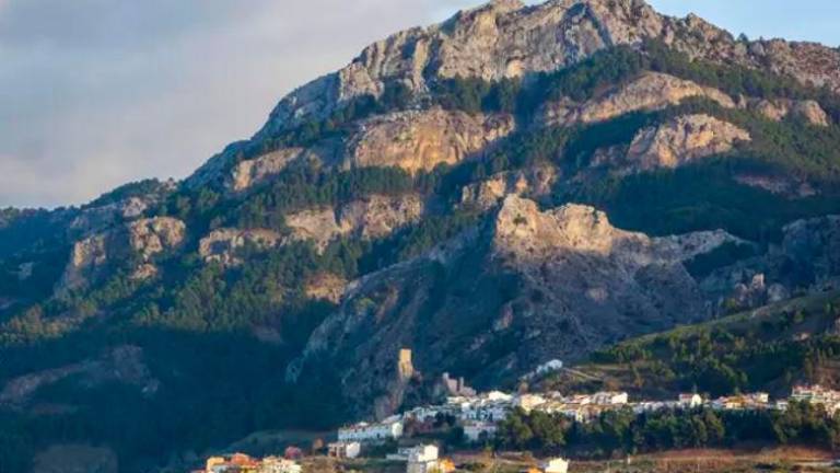 Morales confía en que la provincia pueda sumar próximamente nuevos Municipios Turísticos de Andalucía