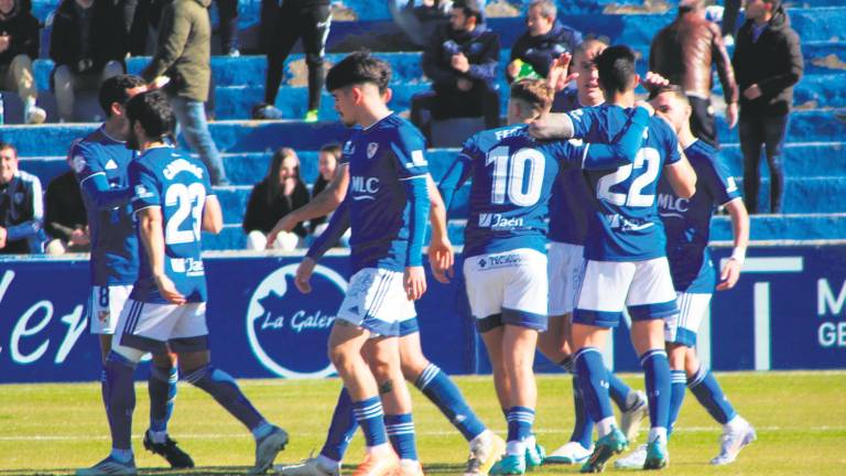 El Linares Deportivo quiere sorprender al solvente Castilla El Linares Deportivo quiere sorprender al solvente Castilla