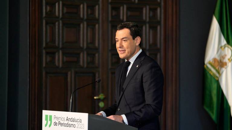 Juanma Moreno pide a los periodistas “ayudarnos a ser mejores gobernantes, gestores y personas” Juanma Moreno pide a los periodistas “ayudarnos a ser mejores gobernantes, gestores y personas”