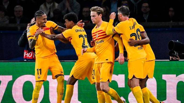 El Barça renace en París y el Atlético de Madrid deja a medias su trabajo ante el Dortmund El Barça renace en París y el Atlético de Madrid deja a medias su trabajo ante el Dortmund