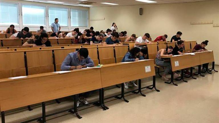 El 70,66% de estudiantes supera en la UJA la Selectividad en la convocatoria de septiembre El 70,66% de estudiantes supera en la UJA la Selectividad en la convocatoria de septiembre