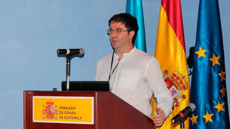 “Hay que dar oportunidad a los jóvenes para que decidan” “Hay que dar oportunidad a los jóvenes para que decidan”