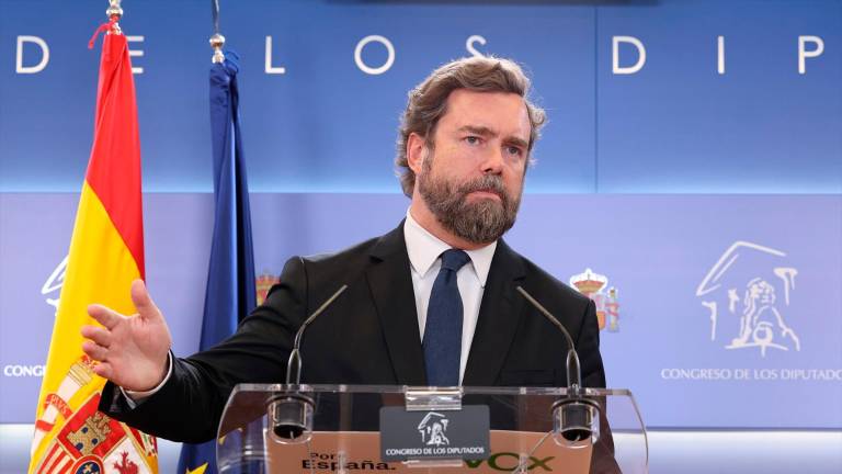 Espinosa de los Monteros abandona la dirección de Vox Espinosa de los Monteros abandona la dirección de Vox