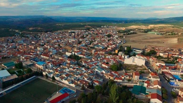 Mengíbar, Villanueva del Arzobispo y Bailén dejan de tener toque de queda Mengíbar, Villanueva del Arzobispo y Bailén dejan de tener toque de queda
