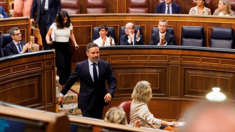 Vox abandona el Congreso cuando hablaba en gallego un diputado del PSOE Vox abandona el Congreso cuando hablaba en gallego un diputado del PSOE