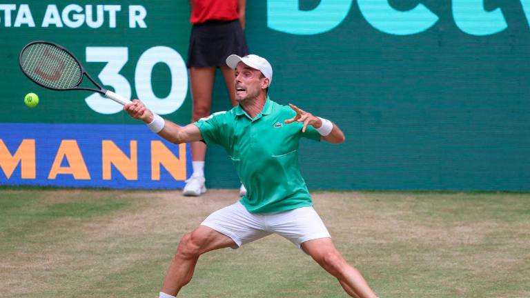Bautista fuerza a Tsitsipas pero sucumbe en la final de Mallorca Bautista fuerza a Tsitsipas pero sucumbe en la final de Mallorca