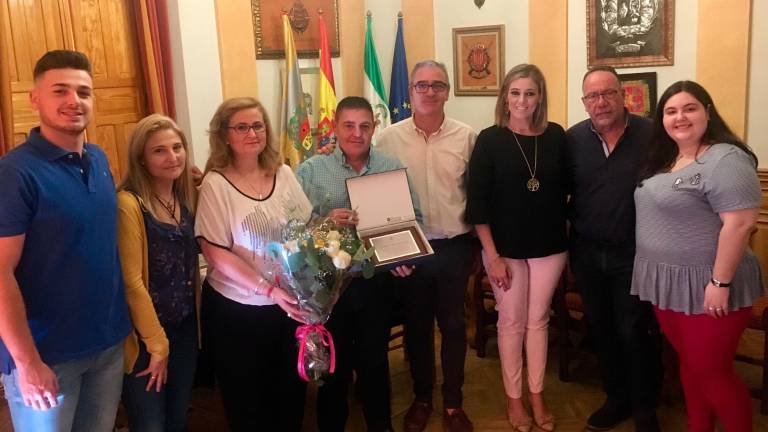 Homenaje a personas con gran corazón Homenaje a personas con gran corazón