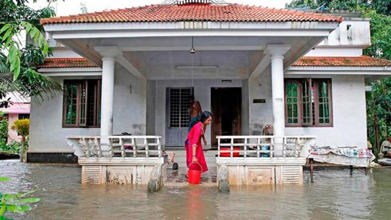 Muertes por fuertes tormentas en India Muertes por fuertes tormentas en India