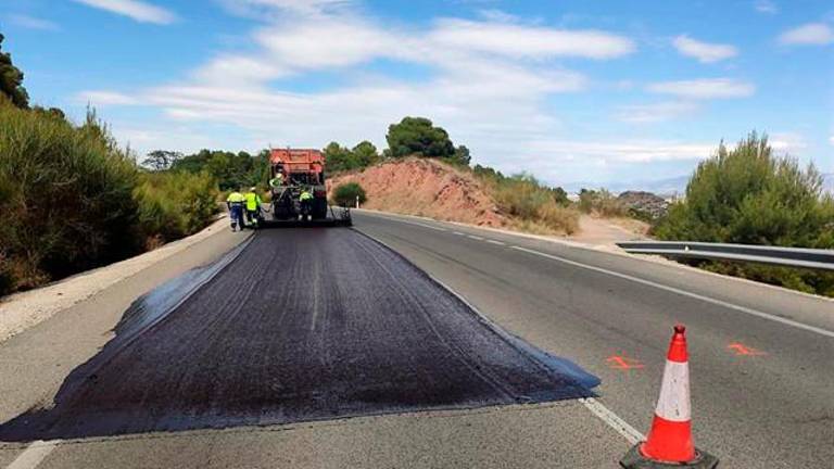 La Junta actúa en el firme de la A-401, en Úbeda y Bélmez de la Moraleda, para aumentar la seguridad vial La Junta actúa en el firme de la A-401, en Úbeda y Bélmez de la Moraleda, para aumentar la seguridad vial