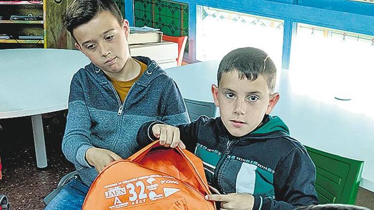Risas y descubrimientos en el aula Risas y descubrimientos en el aula