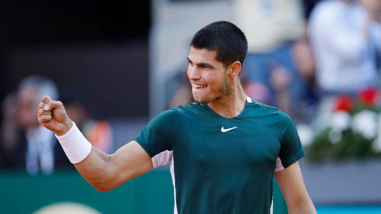Carlos Alcaraz destrona a Zverev y gana el Master 1000 de Madrid Carlos Alcaraz destrona a Zverev y gana el Master 1000 de Madrid