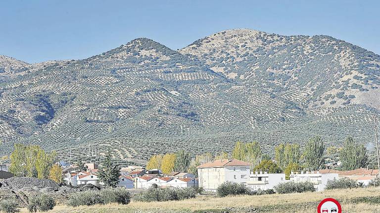 Campillo prohíbe el consumo de agua por su elevada turbidez Campillo prohíbe el consumo de agua por su elevada turbidez