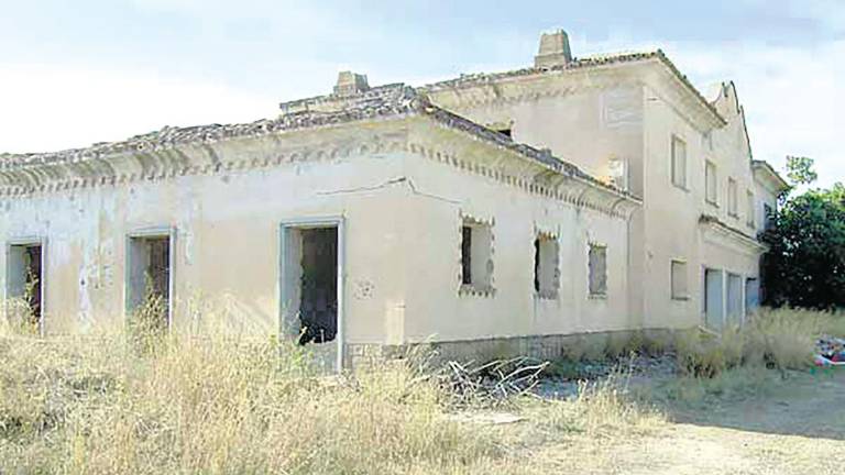 SOS por diez monumentos de la provincia SOS por diez monumentos de la provincia