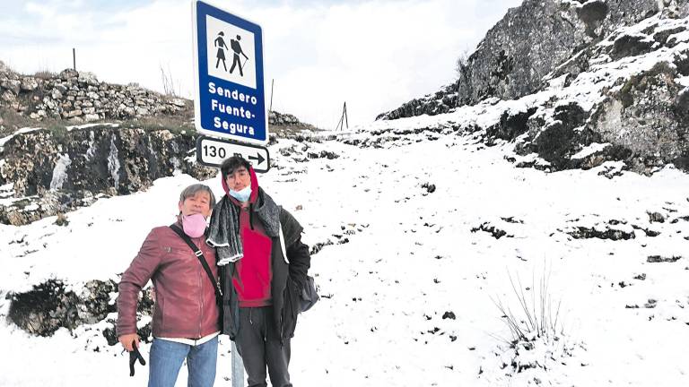 El frío y la nieve se instalan y mantienen en las alturas El frío y la nieve se instalan y mantienen en las alturas
