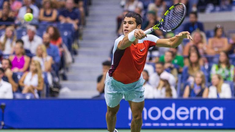 Batalla y épica de Alcaraz para alcanzar los cuartos del US Open Batalla y épica de Alcaraz para alcanzar los cuartos del US Open
