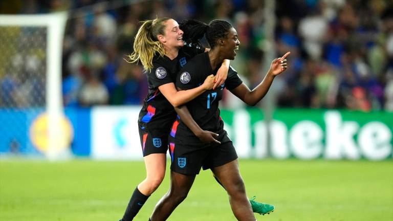 Inglaterra pasa a la final de la Eurocopa tras derrotar a Italia por 2-1 Inglaterra pasa a la final de la Eurocopa tras derrotar a Italia por 2-1