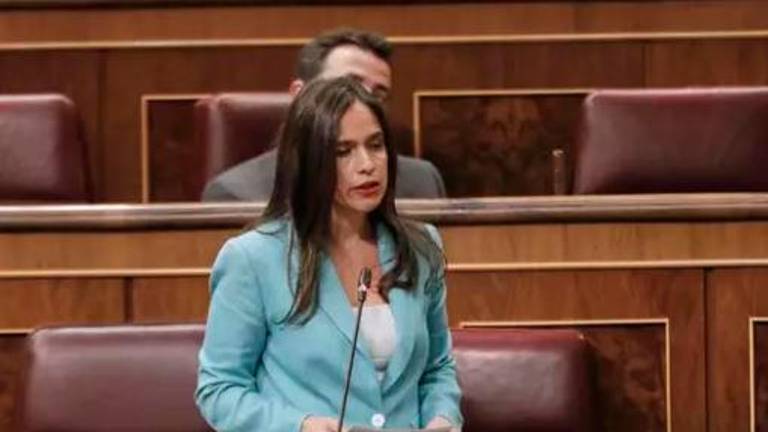 El PP asegura que el plan del Gobierno es el de la deuda, el despilfarro y el desempleo El PP asegura que el plan del Gobierno es el de la deuda, el despilfarro y el desempleo