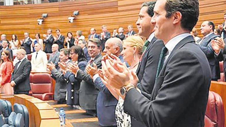 Casado carga contra Sánchez por no esforzarse en el desbloqueo Casado carga contra Sánchez por no esforzarse en el desbloqueo