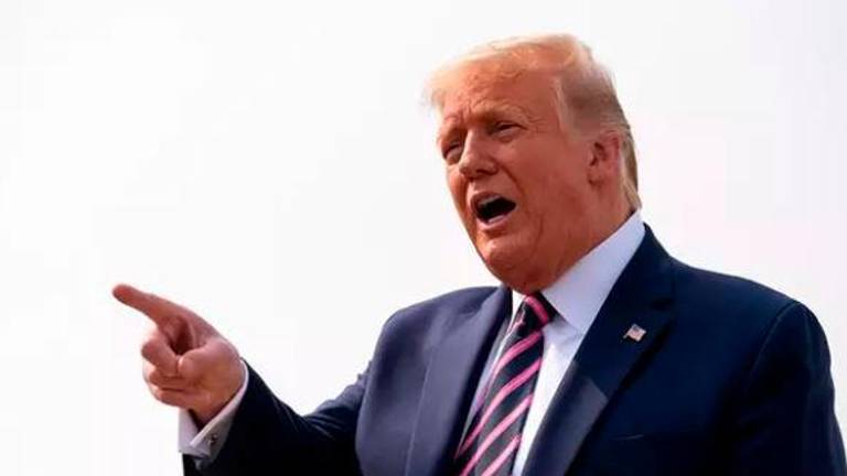 El médico de Trump se muestra cautelosamente optimista aunque advierte de que no está todavía fuera de peligro El médico de Trump se muestra cautelosamente optimista aunque advierte de que no está todavía fuera de peligro