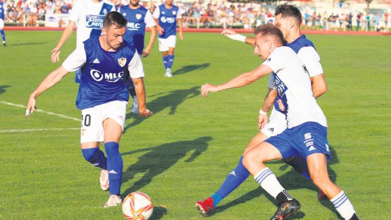 El amistoso del Linares acaba en 60 minutos y en derrota El amistoso del Linares acaba en 60 minutos y en derrota