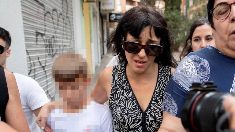 El juzgado de Granada aplaza la entrega del hijo de Juana Rivas a su padre El juzgado de Granada aplaza la entrega del hijo de Juana Rivas a su padre