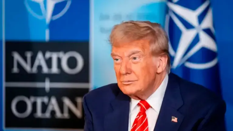 Trump amenaza a España con represalias comerciales por no comprometerse con el gasto militar Trump amenaza a España con represalias comerciales por no comprometerse con el gasto militar