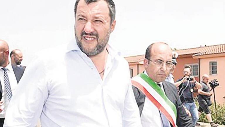 La Fiscalía de Milán investiga los fondos recibidos por Salvini La Fiscalía de Milán investiga los fondos recibidos por Salvini