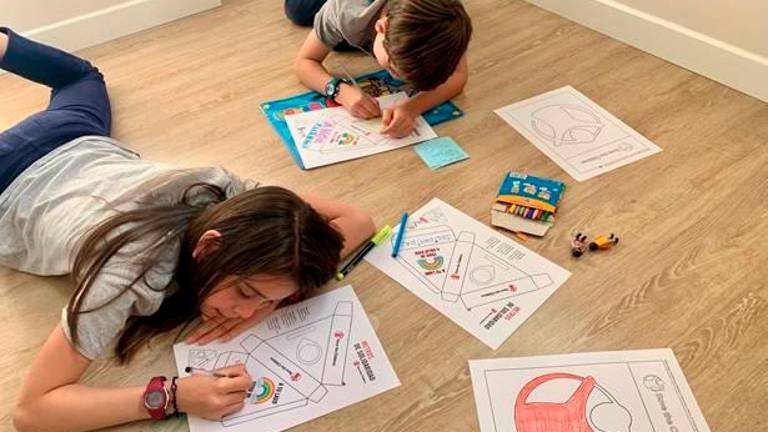 El Gobierno recuerda que los niños ya pueden salir acompañados para realizar actividades esenciales El Gobierno recuerda que los niños ya pueden salir acompañados para realizar actividades esenciales
