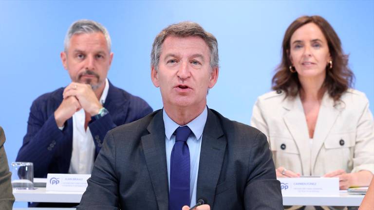 Feijóo critica el “bienio amargo” de Sánchez: “Al Gobierno le sobra legislatura y a España le sobra este Gobierno” Feijóo critica el “bienio amargo” de Sánchez: “Al Gobierno le sobra legislatura y a España le sobra este Gobierno”