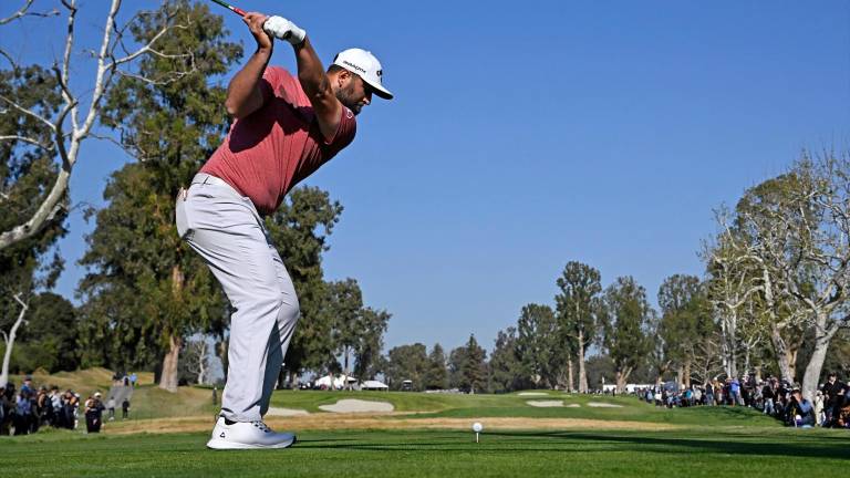 Jon Rahm, obligado a la remontada en el Open Británico de golf Jon Rahm, obligado a la remontada en el Open Británico de golf